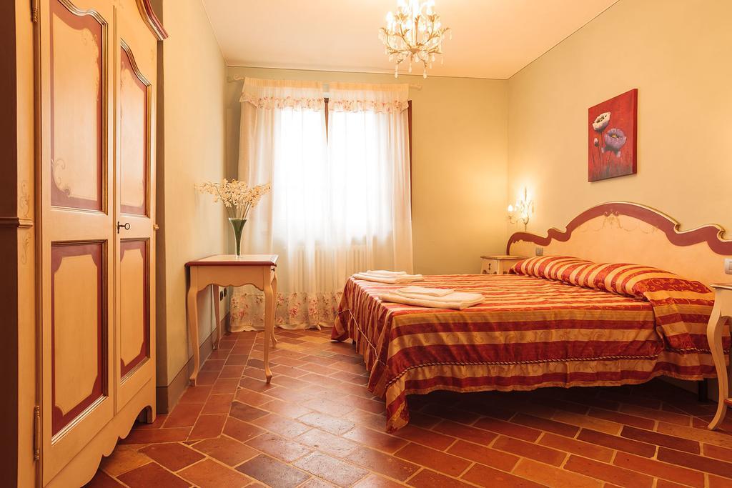 Lama  Agriturismo Villa Veronica חדר תמונה
